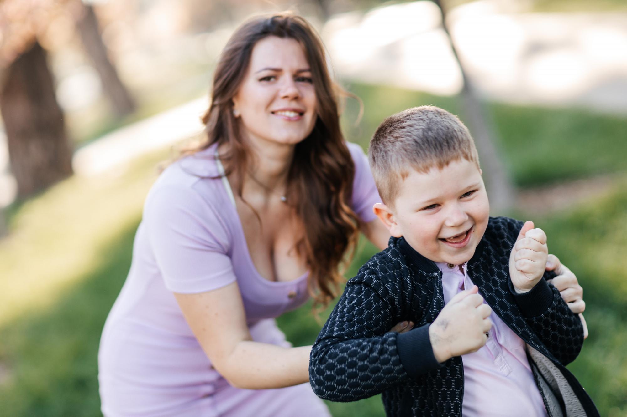 Встановлюю сину дедлайни: актриса Ірина Хоменко зізналася, як мотивує дитину вчитися